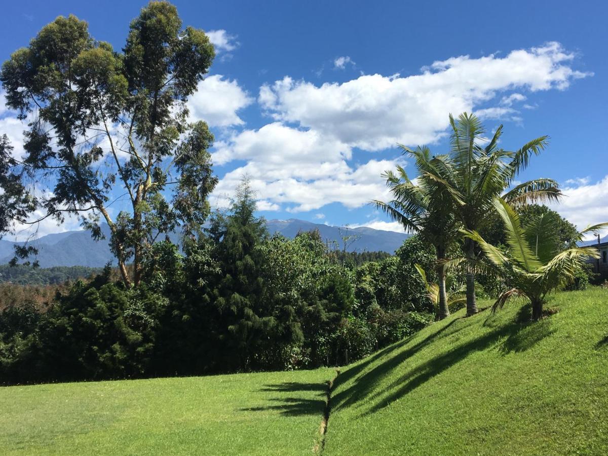 Finca La Toscana Hotel Pereira Bagian luar foto